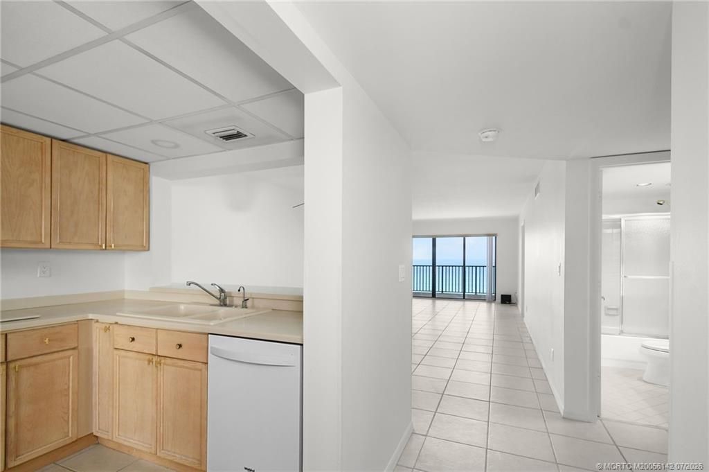 10044 S Ocean Drive , Unit 1204, Jensen Beach, FL 34957 Photo