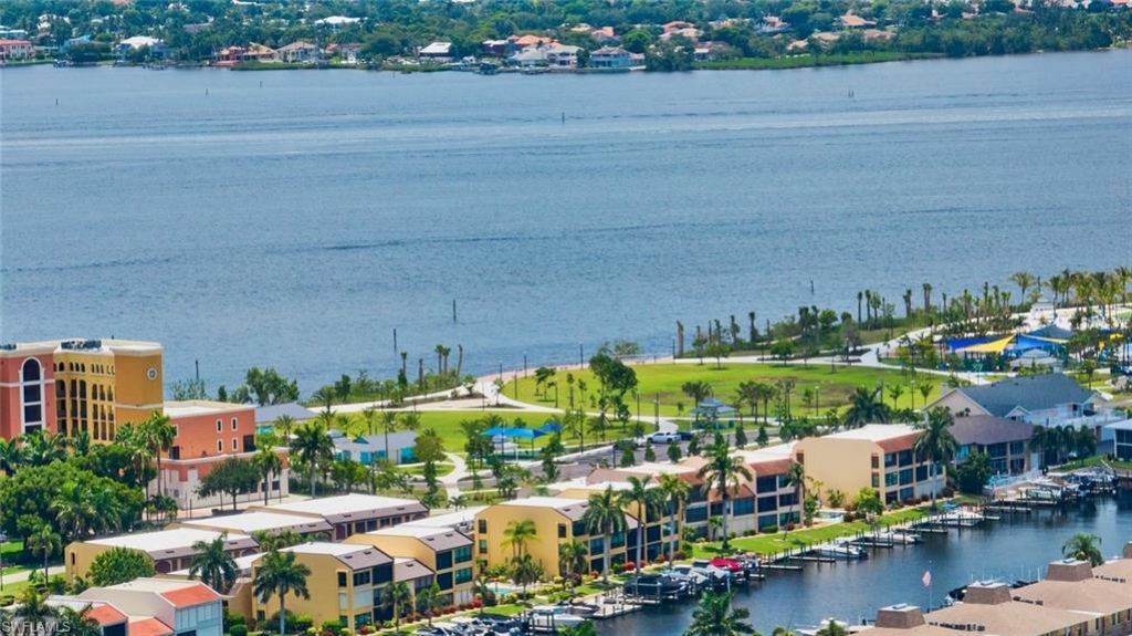 1905 SE 40th Ter, Unit 102, Cape Coral, FL 33904 Photo