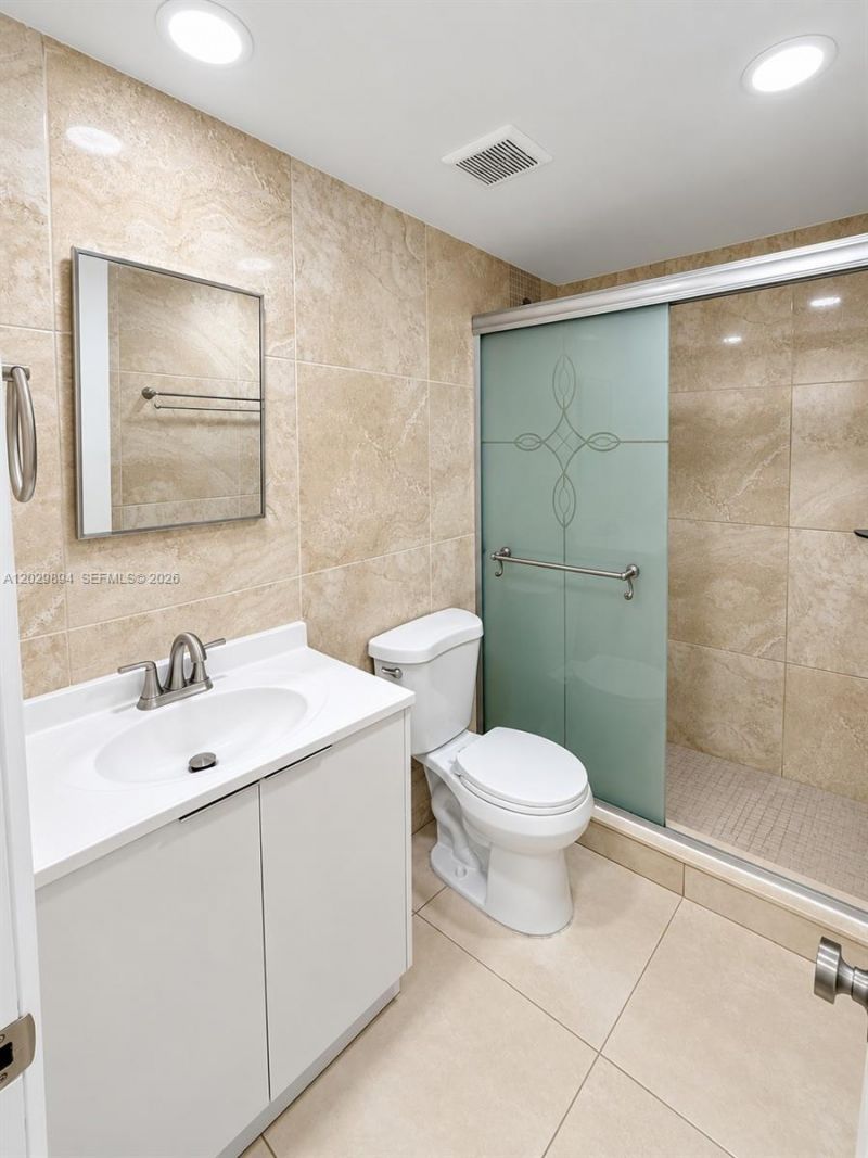 6850 W 16th Dr, Unit 317, Hialeah, FL 33014 Photo