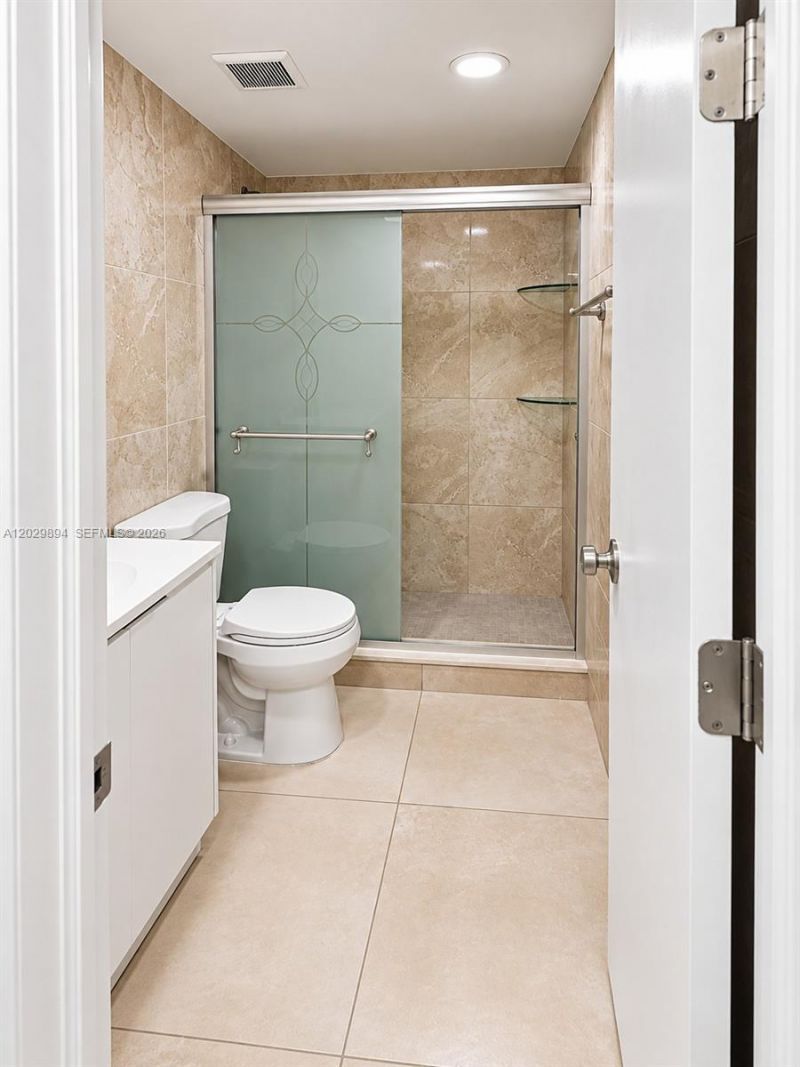 6850 W 16th Dr, Unit 317, Hialeah, FL 33014 Photo
