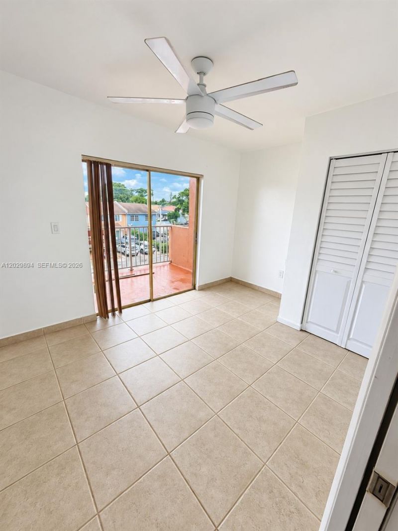 6850 W 16th Dr, Unit 317, Hialeah, FL 33014 Photo