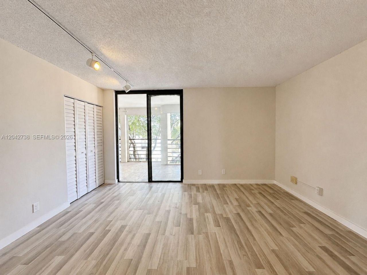 20200 W Country Club Dr , Unit PH16, Aventura, FL 33180 Photo