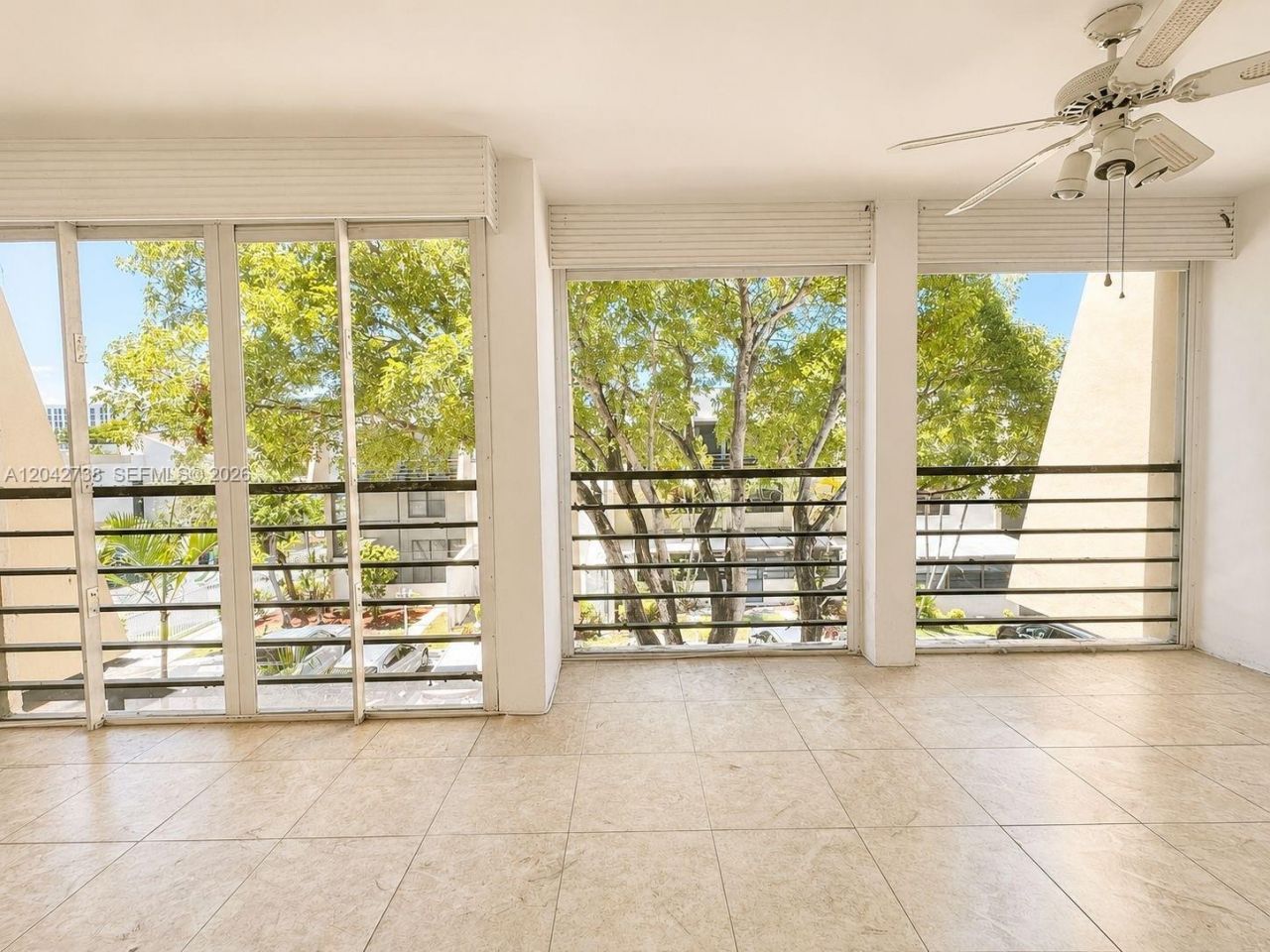 20200 W Country Club Dr , Unit PH16, Aventura, FL 33180 Photo