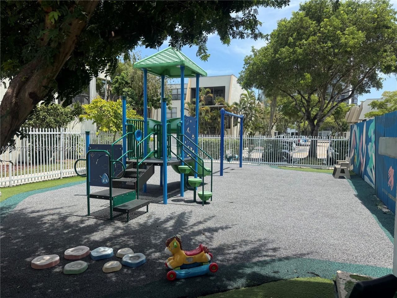 20200 W Country Club Dr , Unit PH16, Aventura, FL 33180 Photo