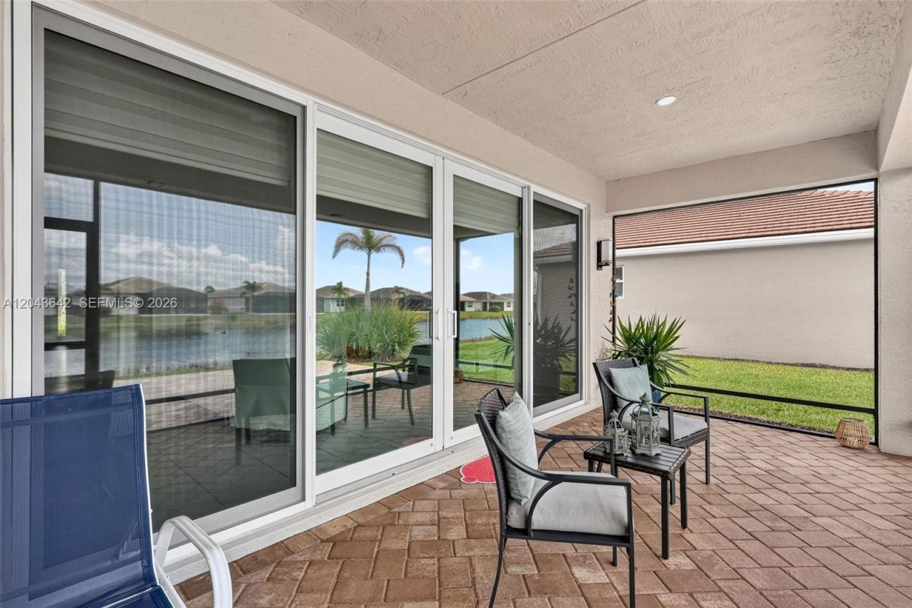 11662 SW Moon River Way , Port Saint Lucie, FL 34987 Photo