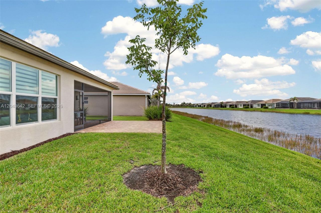 11662 SW Moon River Way , Port Saint Lucie, FL 34987 Photo