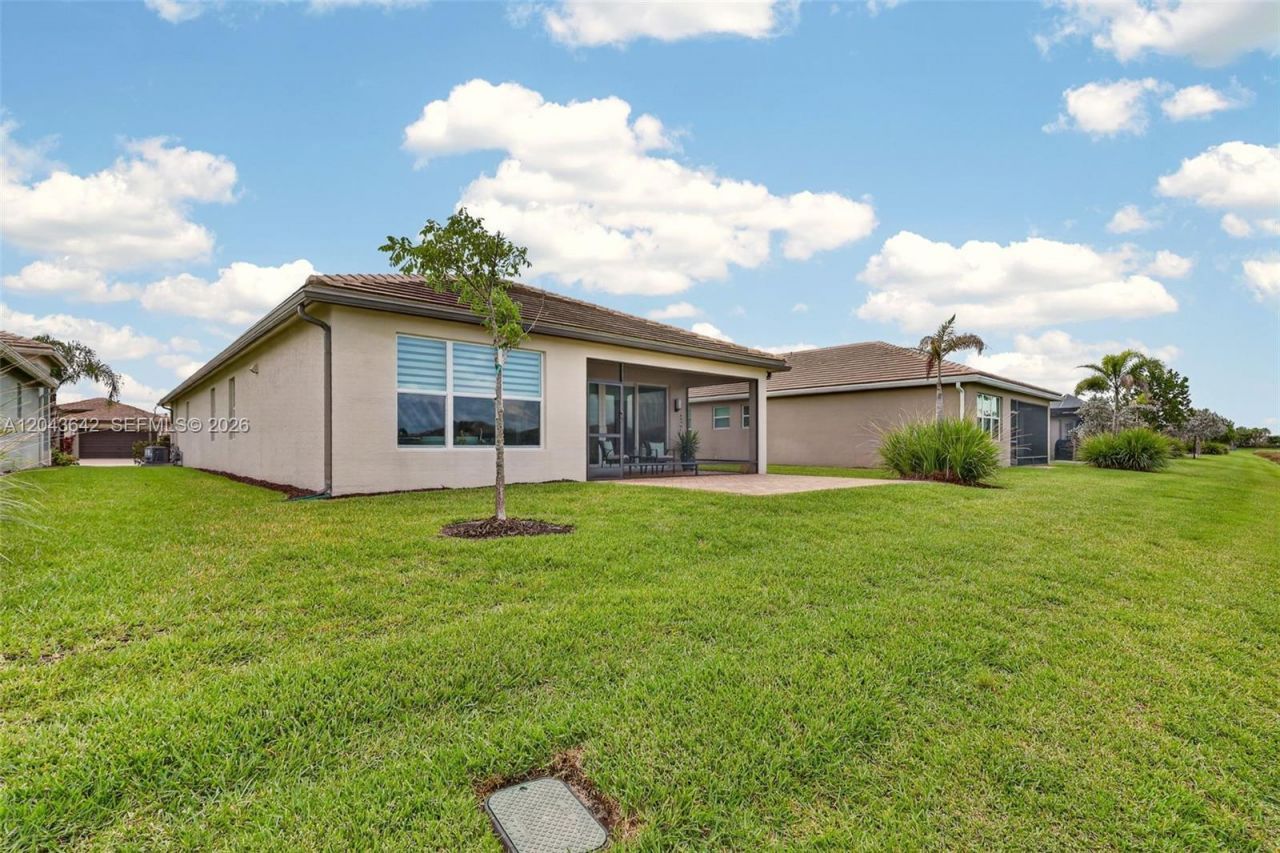11662 SW Moon River Way , Port Saint Lucie, FL 34987 Photo