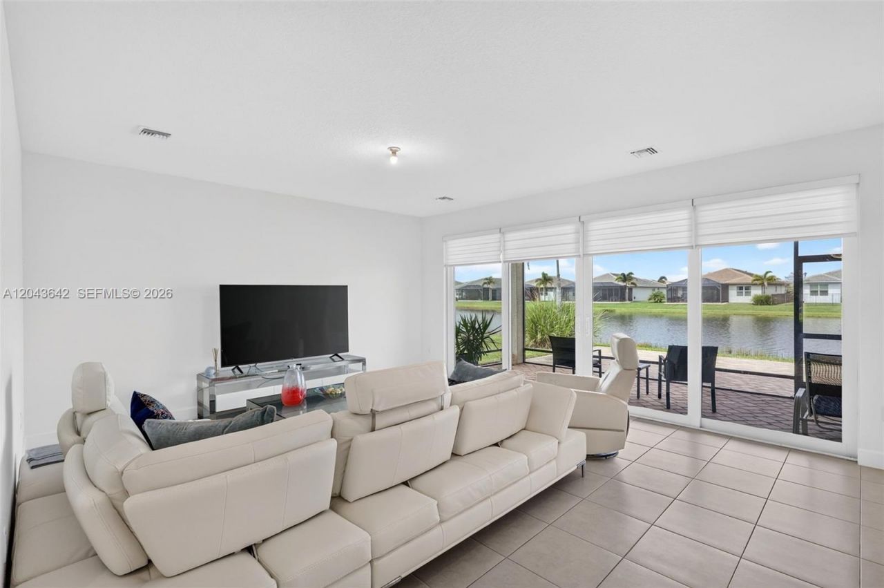 11662 SW Moon River Way , Port Saint Lucie, FL 34987 Photo