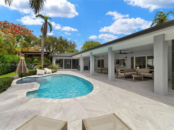 12900 SW 112th Ave , Miami, FL 33176