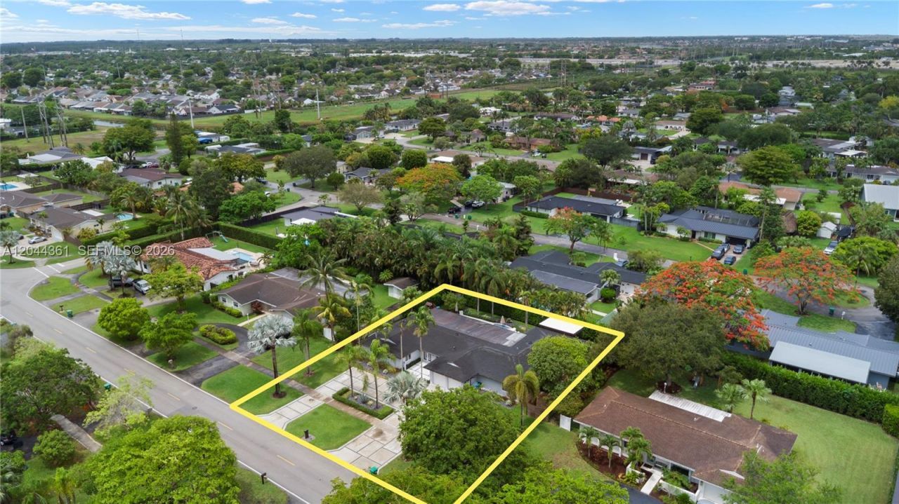 12900 SW 112th Ave, Miami, FL 33176 Photo