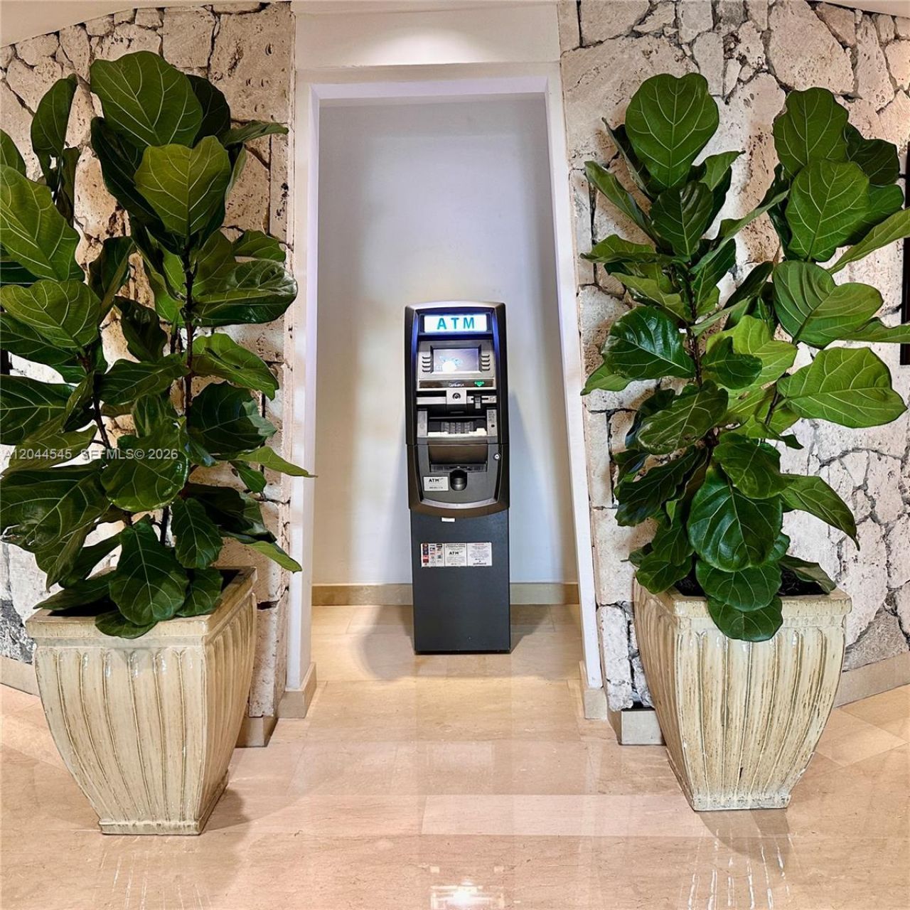 1111 Crandon Blvd, Unit B705, Key Biscayne, FL 33149 Photo