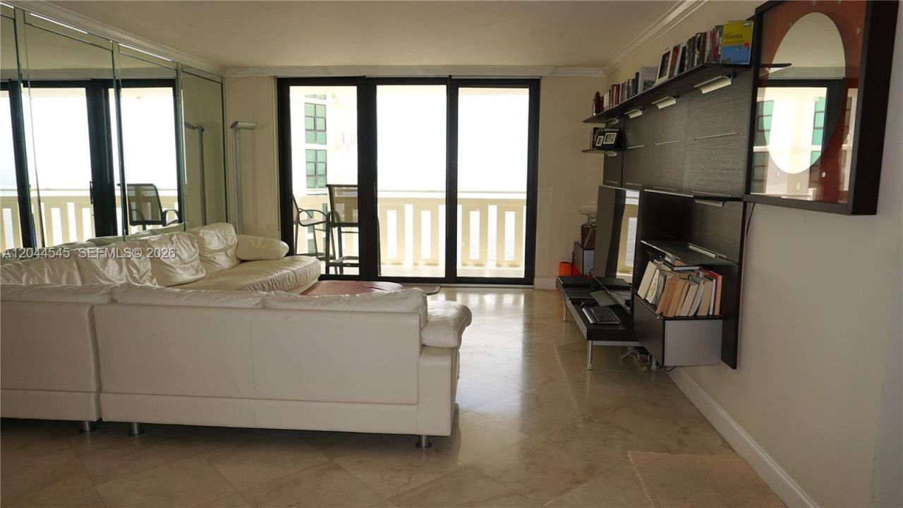 1111 Crandon Blvd, Unit B705, Key Biscayne, FL 33149 Photo
