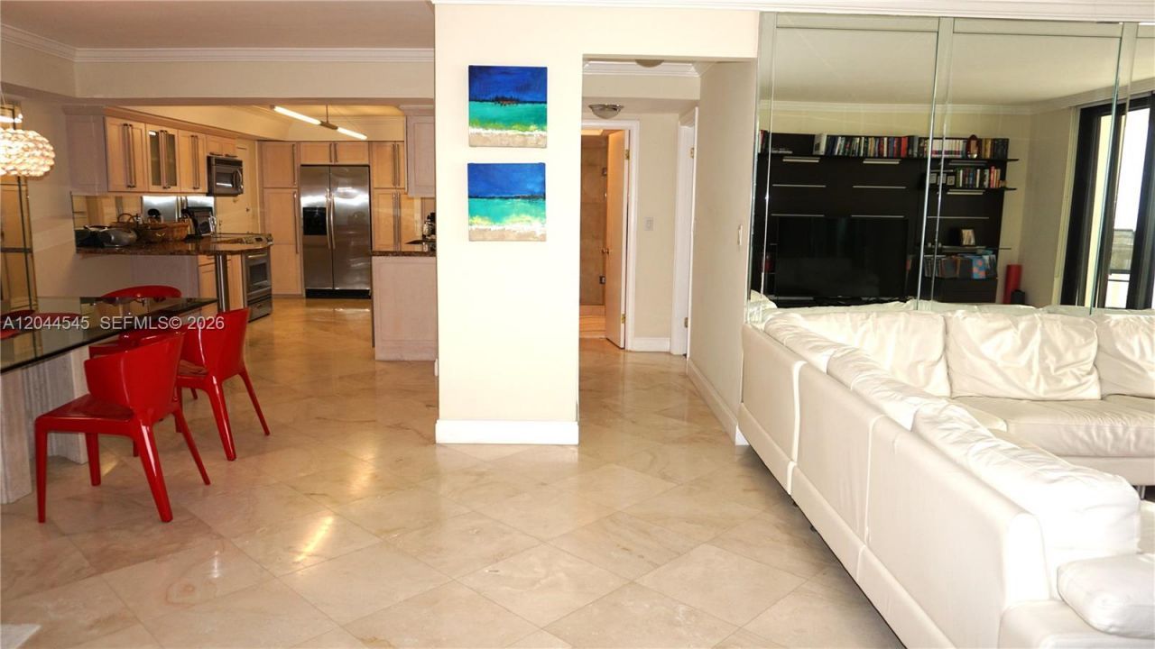 1111 Crandon Blvd, Unit B705, Key Biscayne, FL 33149 Photo
