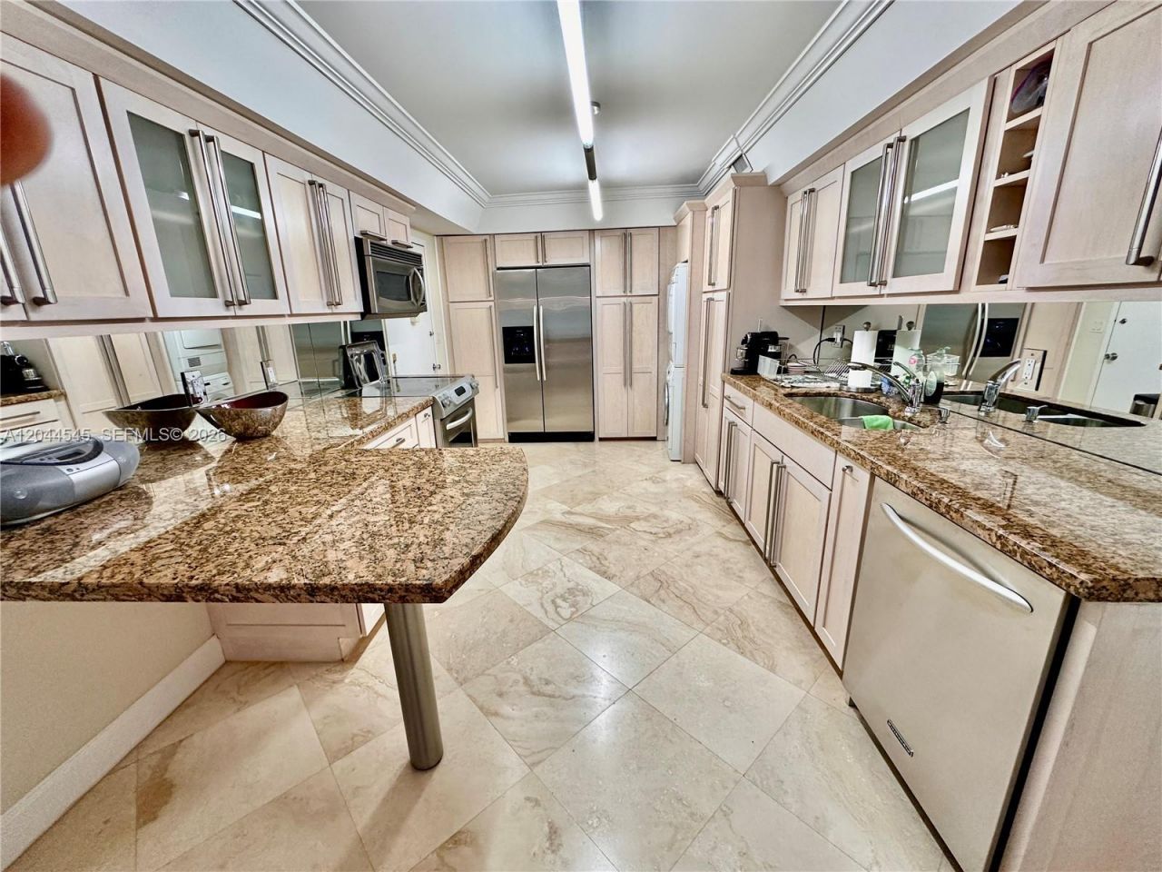 1111 Crandon Blvd, Unit B705, Key Biscayne, FL 33149 Photo
