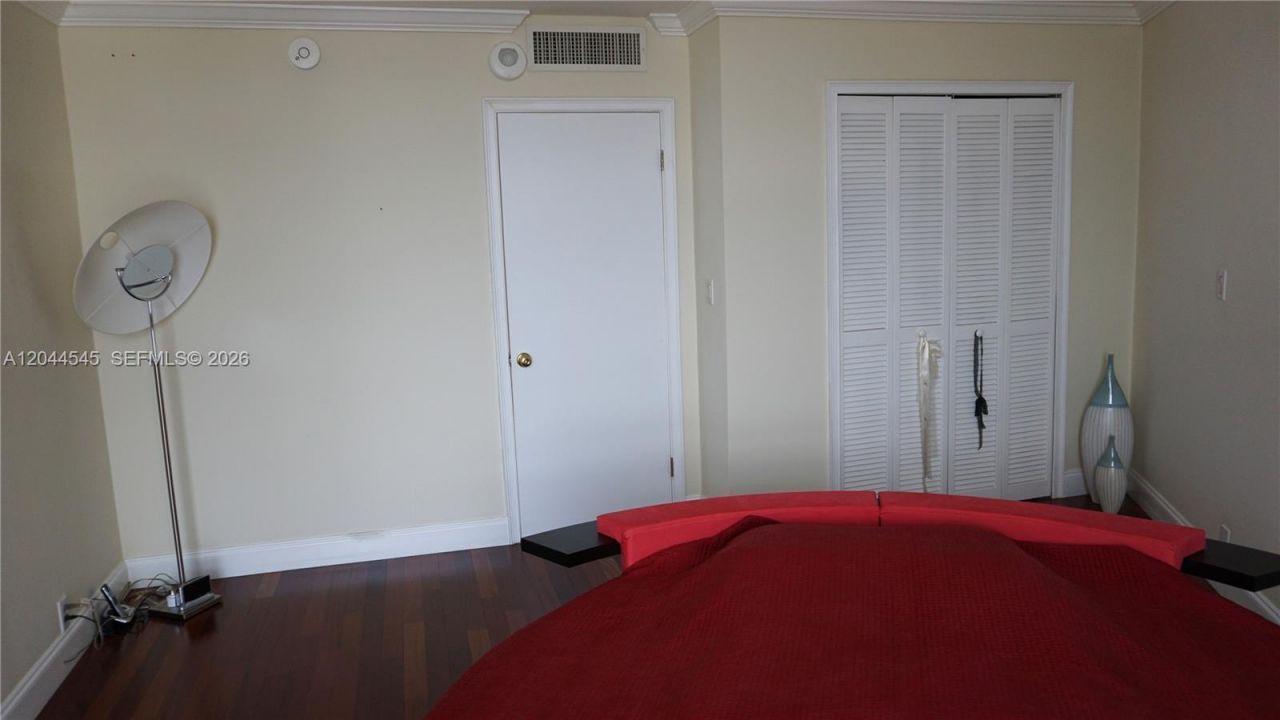 1111 Crandon Blvd, Unit B705, Key Biscayne, FL 33149 Photo