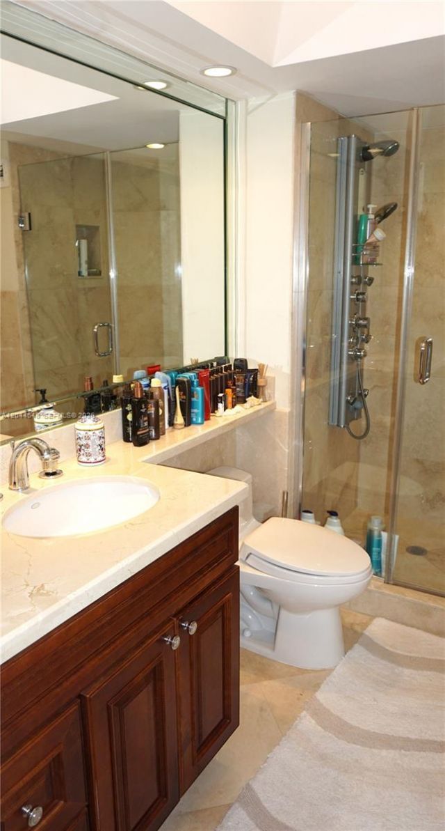1111 Crandon Blvd, Unit B705, Key Biscayne, FL 33149 Photo