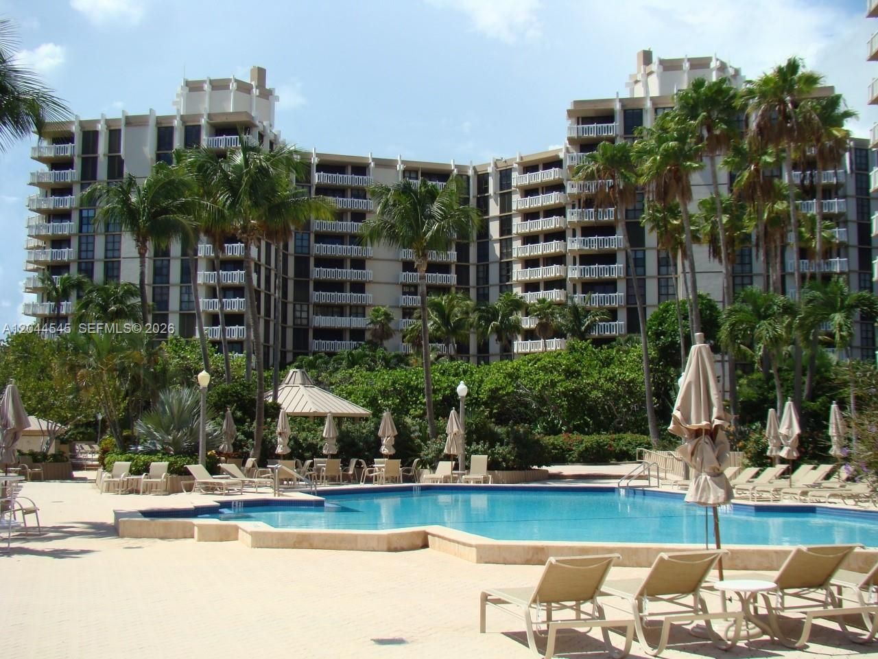 1111 Crandon Blvd, Unit B705, Key Biscayne, FL 33149 Photo