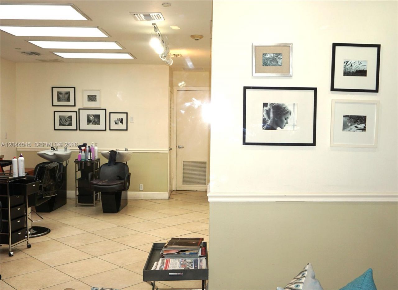1111 Crandon Blvd, Unit B705, Key Biscayne, FL 33149 Photo