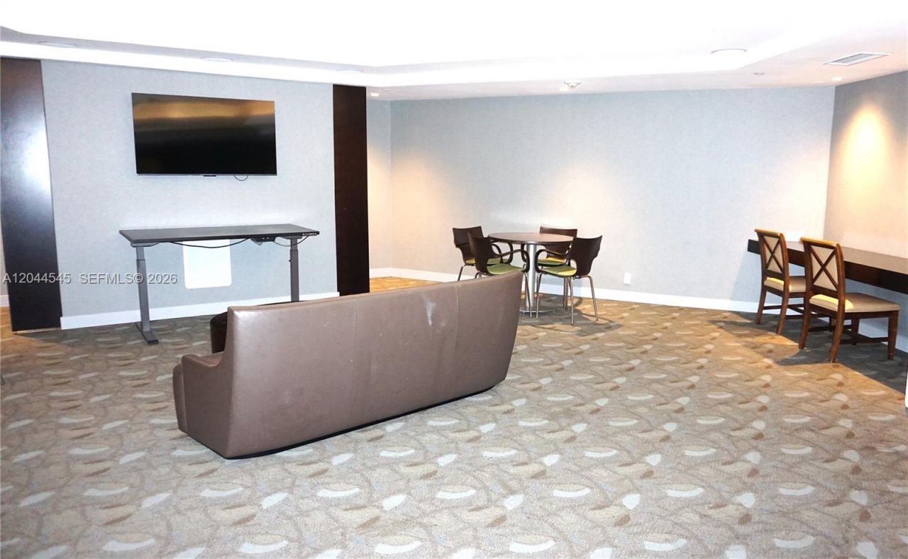 1111 Crandon Blvd, Unit B705, Key Biscayne, FL 33149 Photo