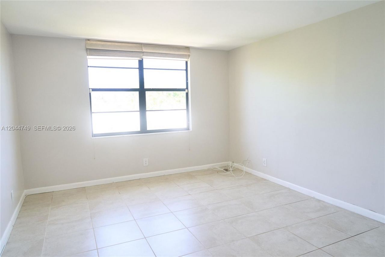 3000 N Ocean Blvd, Unit 407, Fort Lauderdale, FL 33308 Photo