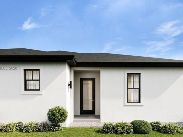 136 NW 164 St, Miami, FL 33169