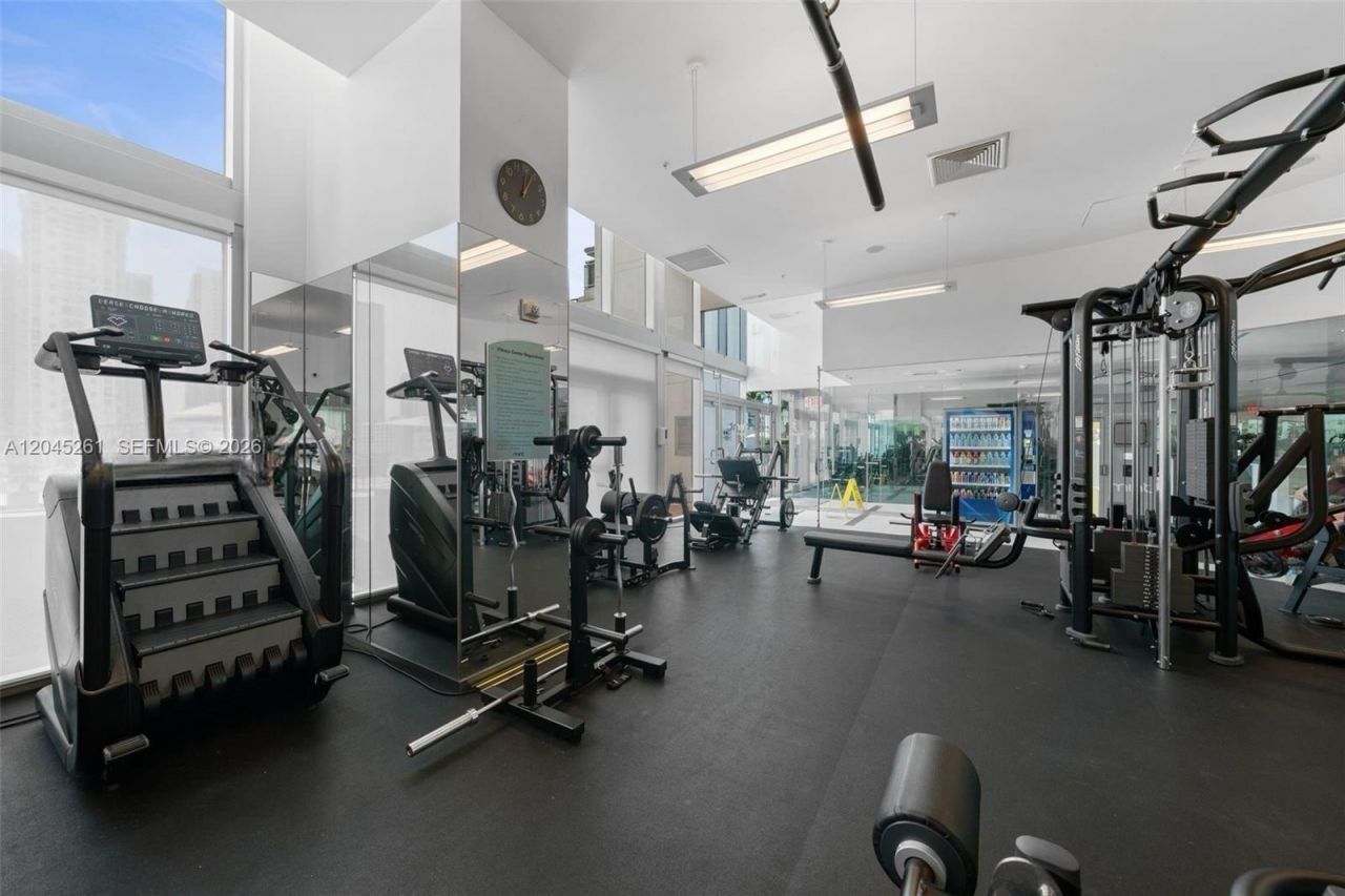 92 SW 3rd St , Unit 3608, Miami, FL 33130 Photo
