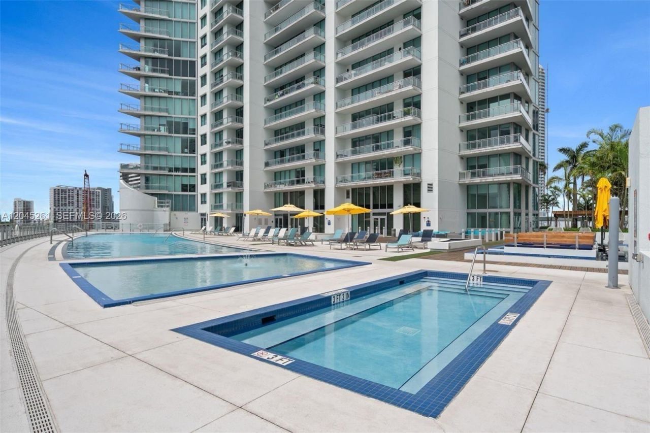 92 SW 3rd St , Unit 3608, Miami, FL 33130 Photo