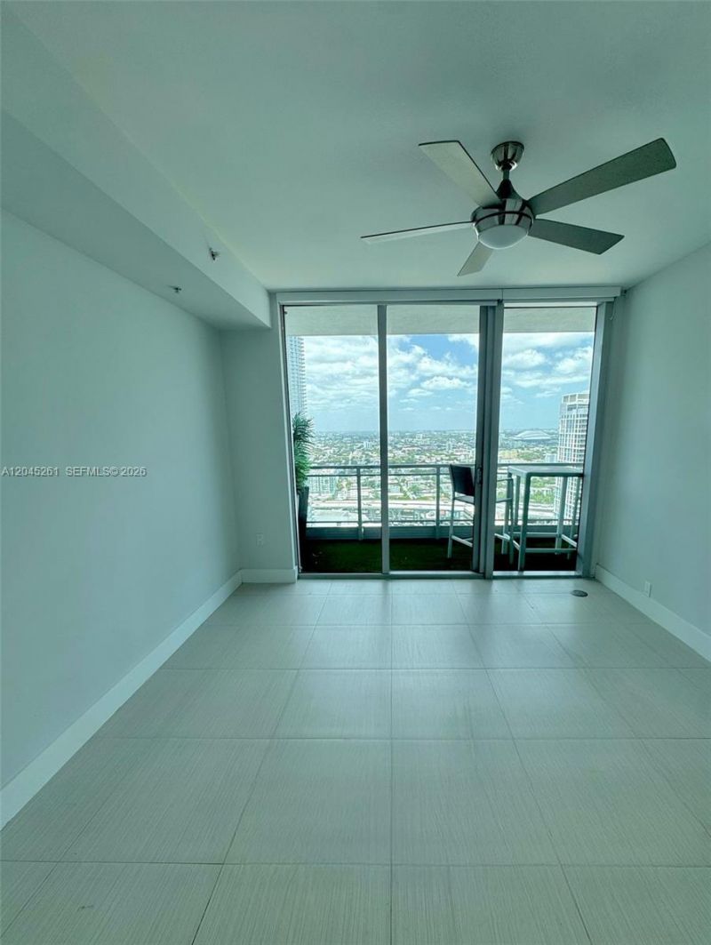 92 SW 3rd St , Unit 3608, Miami, FL 33130 Photo