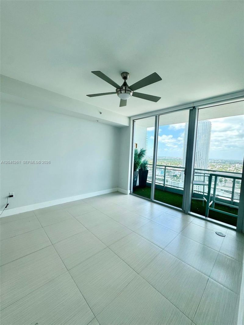 92 SW 3rd St , Unit 3608, Miami, FL 33130 Photo