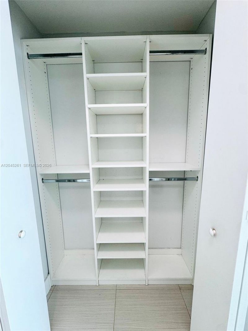 92 SW 3rd St , Unit 3608, Miami, FL 33130 Photo