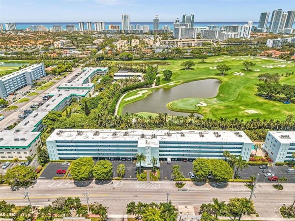 700 NE 14th Ave , Unit 307, Hallandale Beach, FL 33009