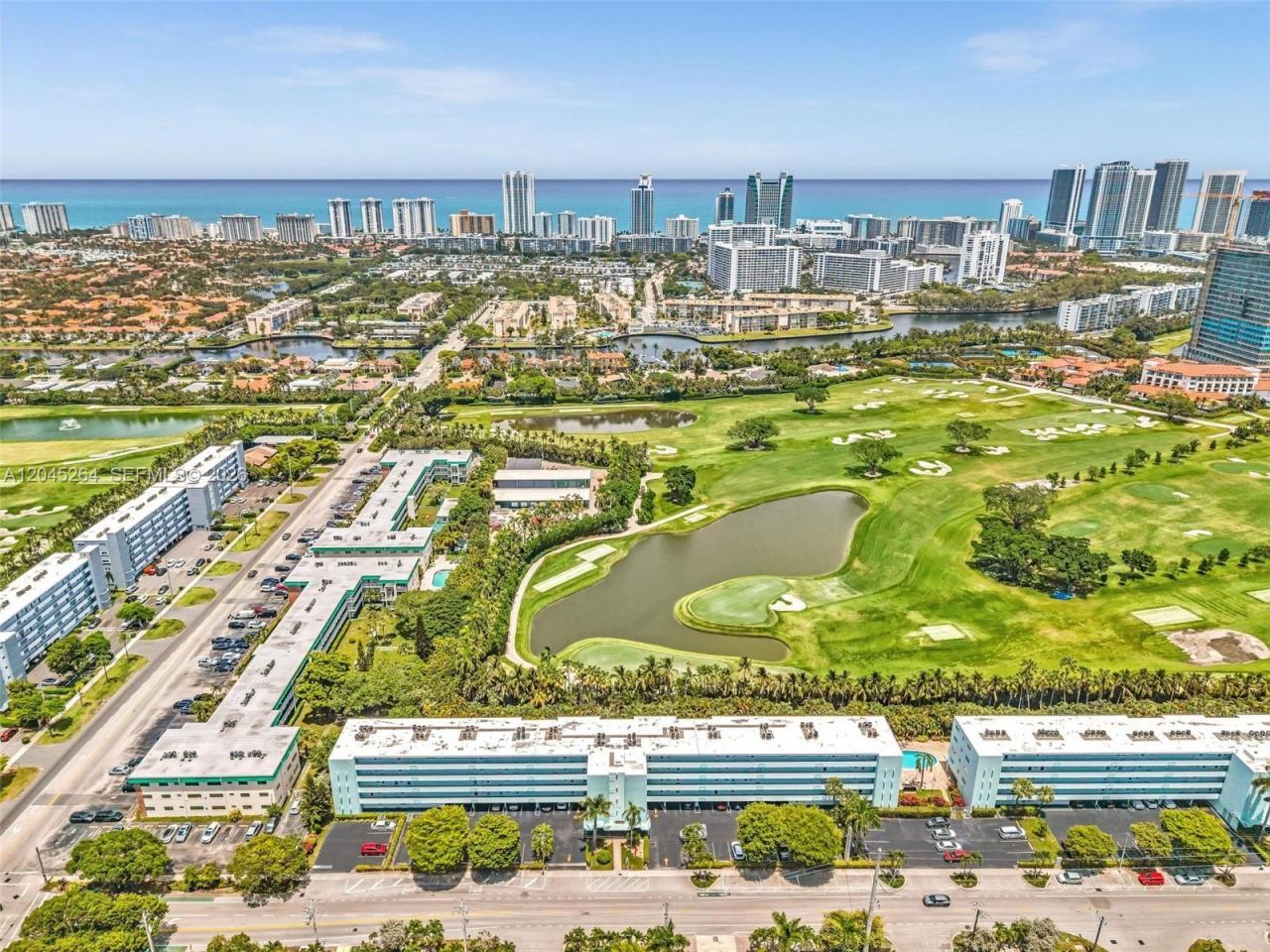 700 NE 14th Ave, Unit 307, Hallandale Beach, FL 33009 Photo