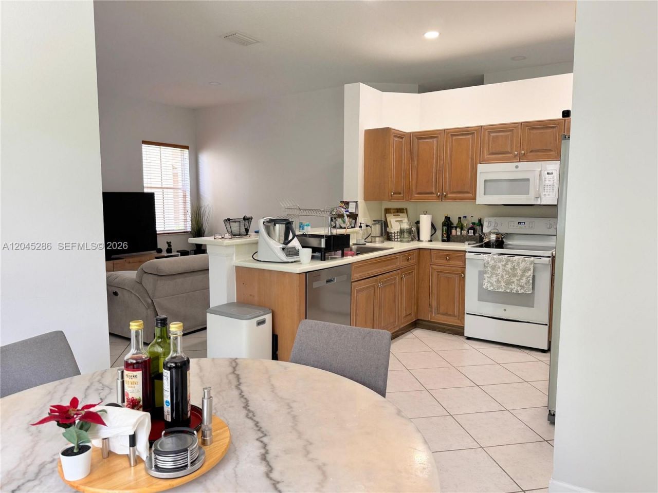 1074 Bluewood Ter, Weston, FL 33327 Photo