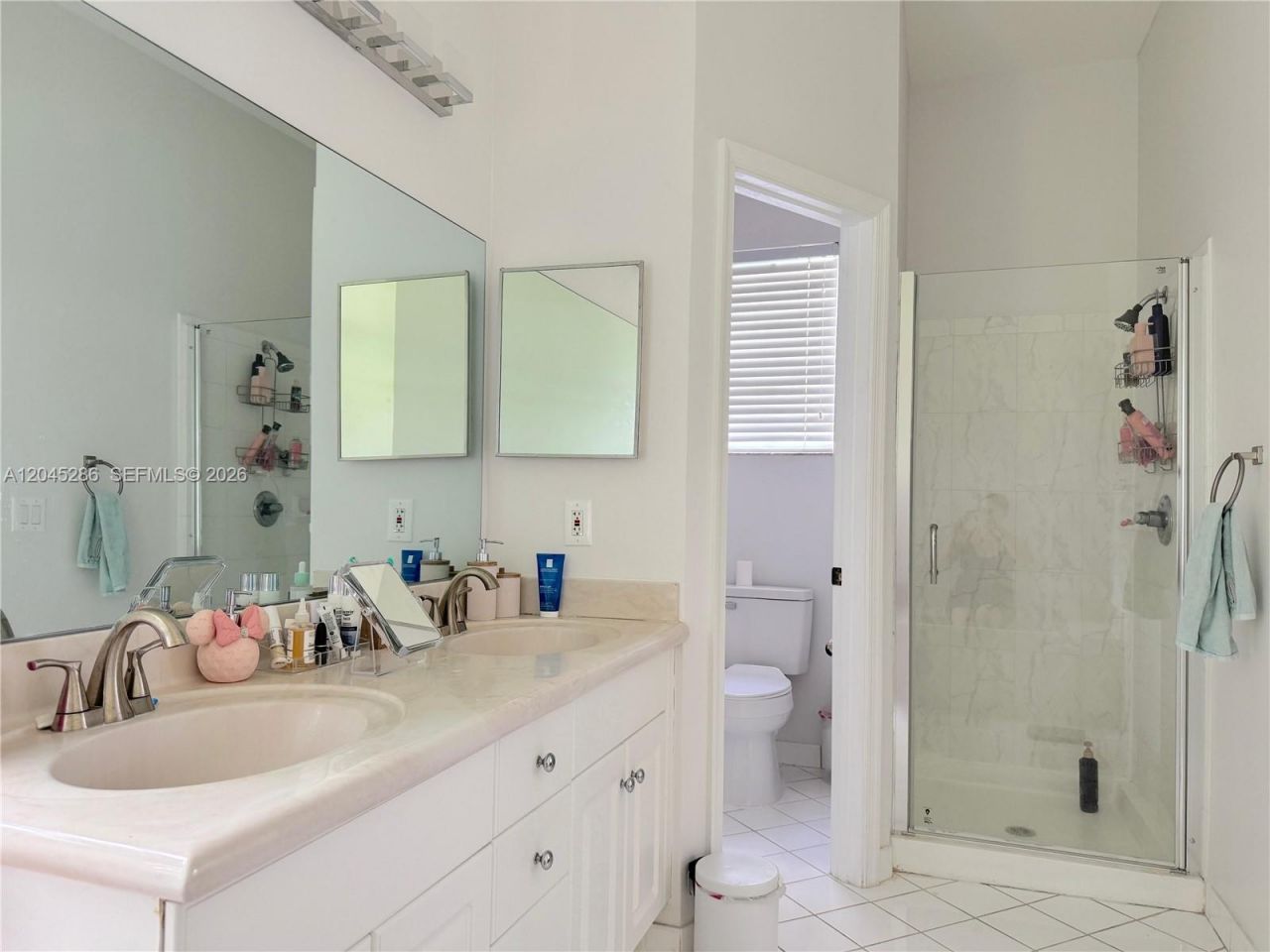1074 Bluewood Ter, Weston, FL 33327 Photo