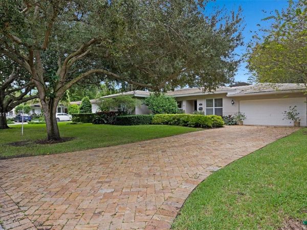 1246 Algardi Ave , Coral Gables, FL 33146