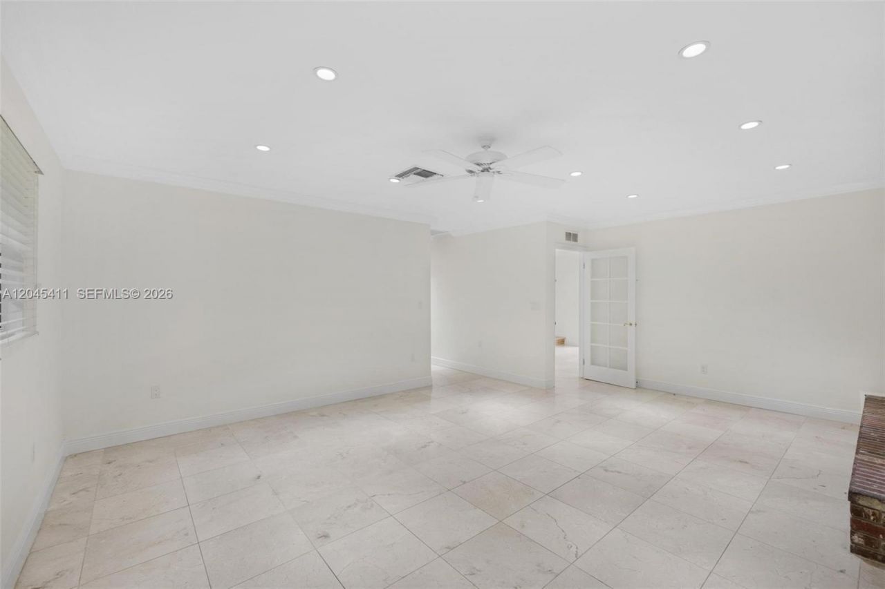 1246 Algardi Ave, Coral Gables, FL 33146 Photo