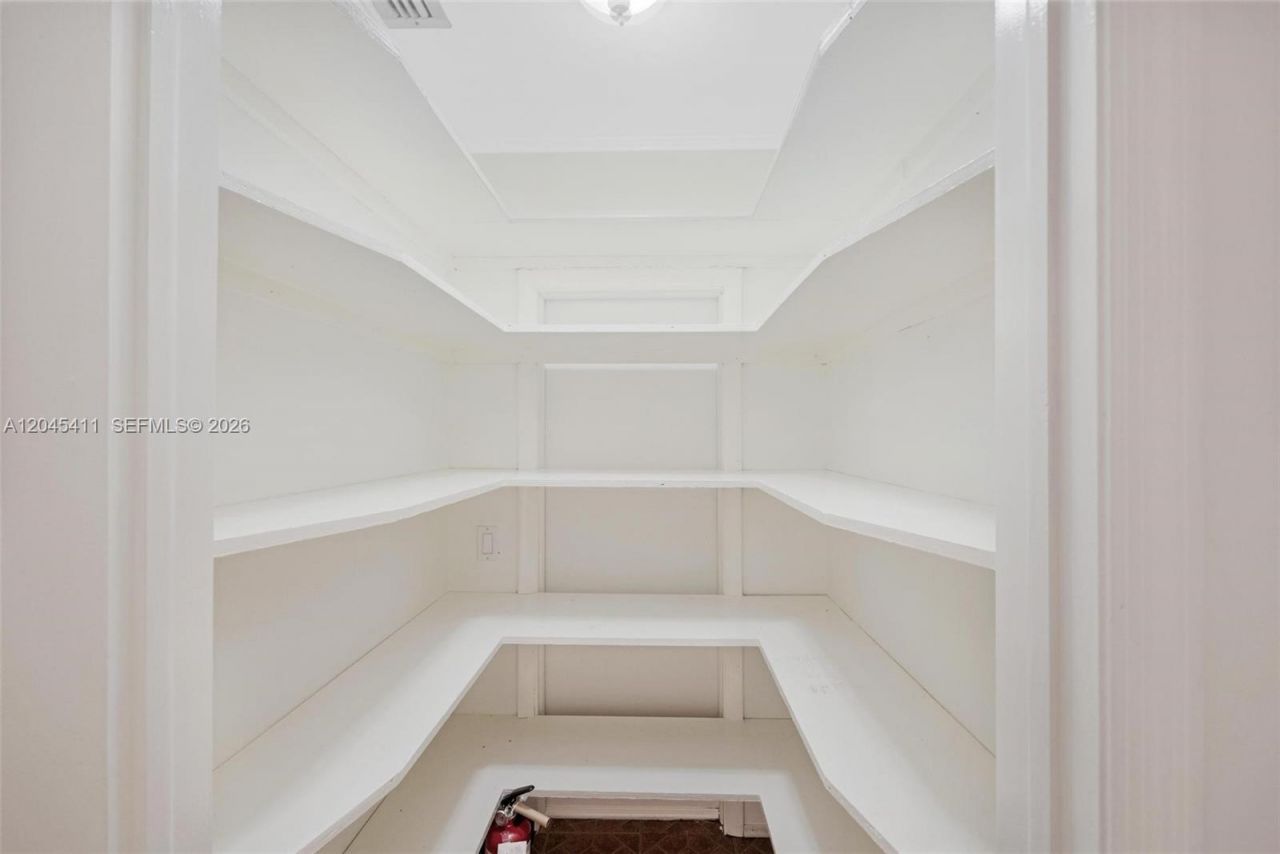1246 Algardi Ave, Coral Gables, FL 33146 Photo