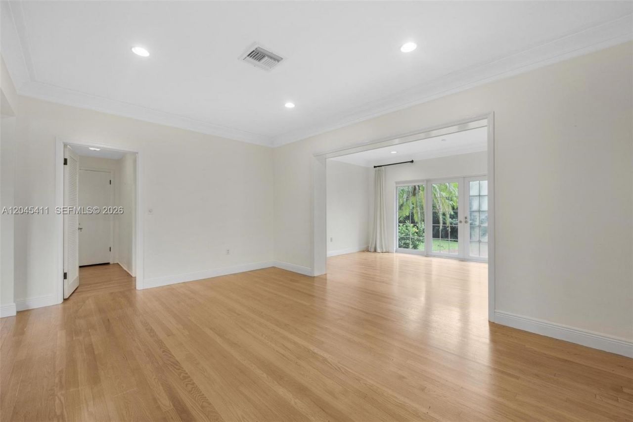 1246 Algardi Ave, Coral Gables, FL 33146 Photo
