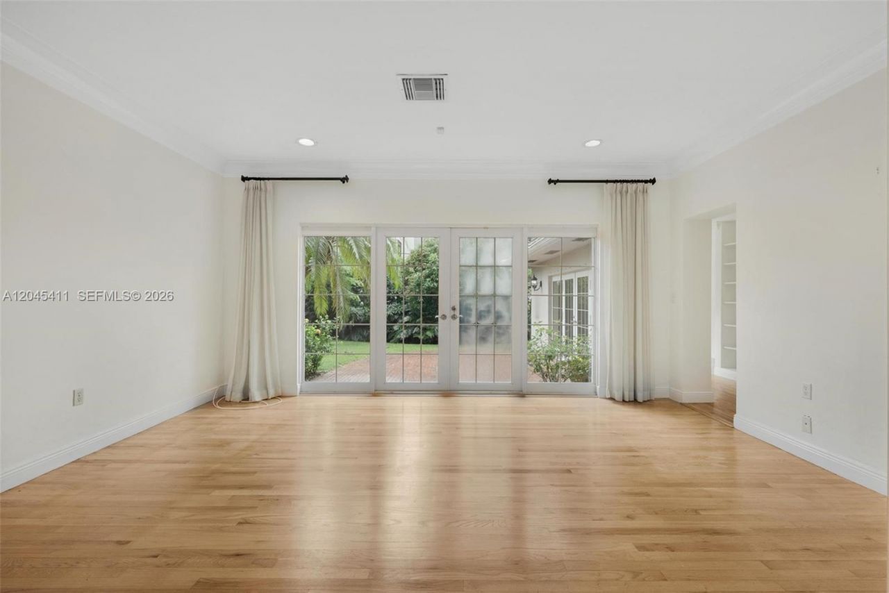 1246 Algardi Ave, Coral Gables, FL 33146 Photo