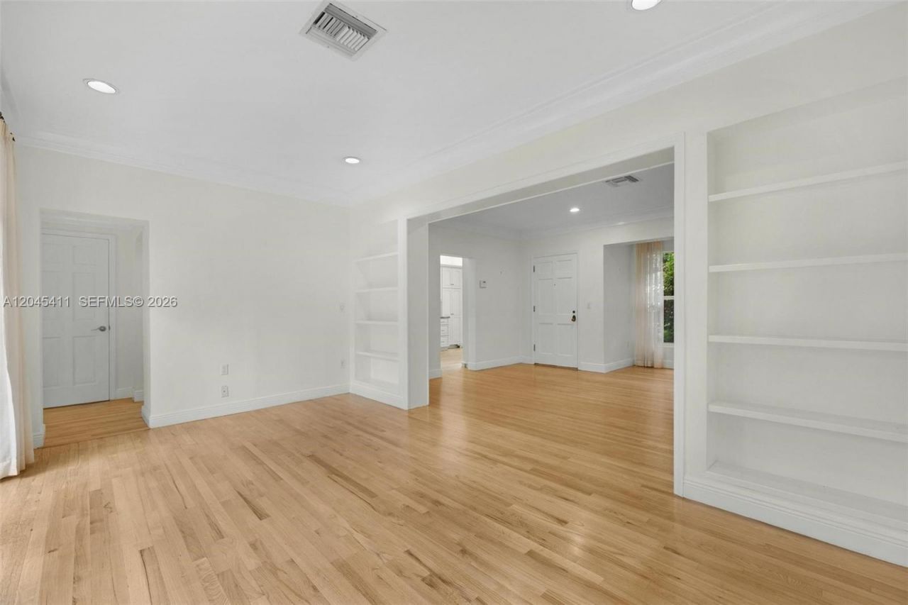 1246 Algardi Ave, Coral Gables, FL 33146 Photo