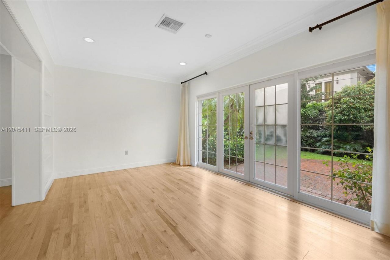 1246 Algardi Ave, Coral Gables, FL 33146 Photo