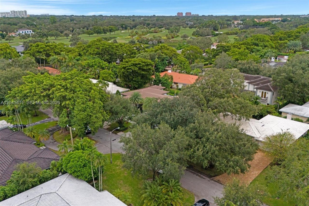 1246 Algardi Ave, Coral Gables, FL 33146 Photo