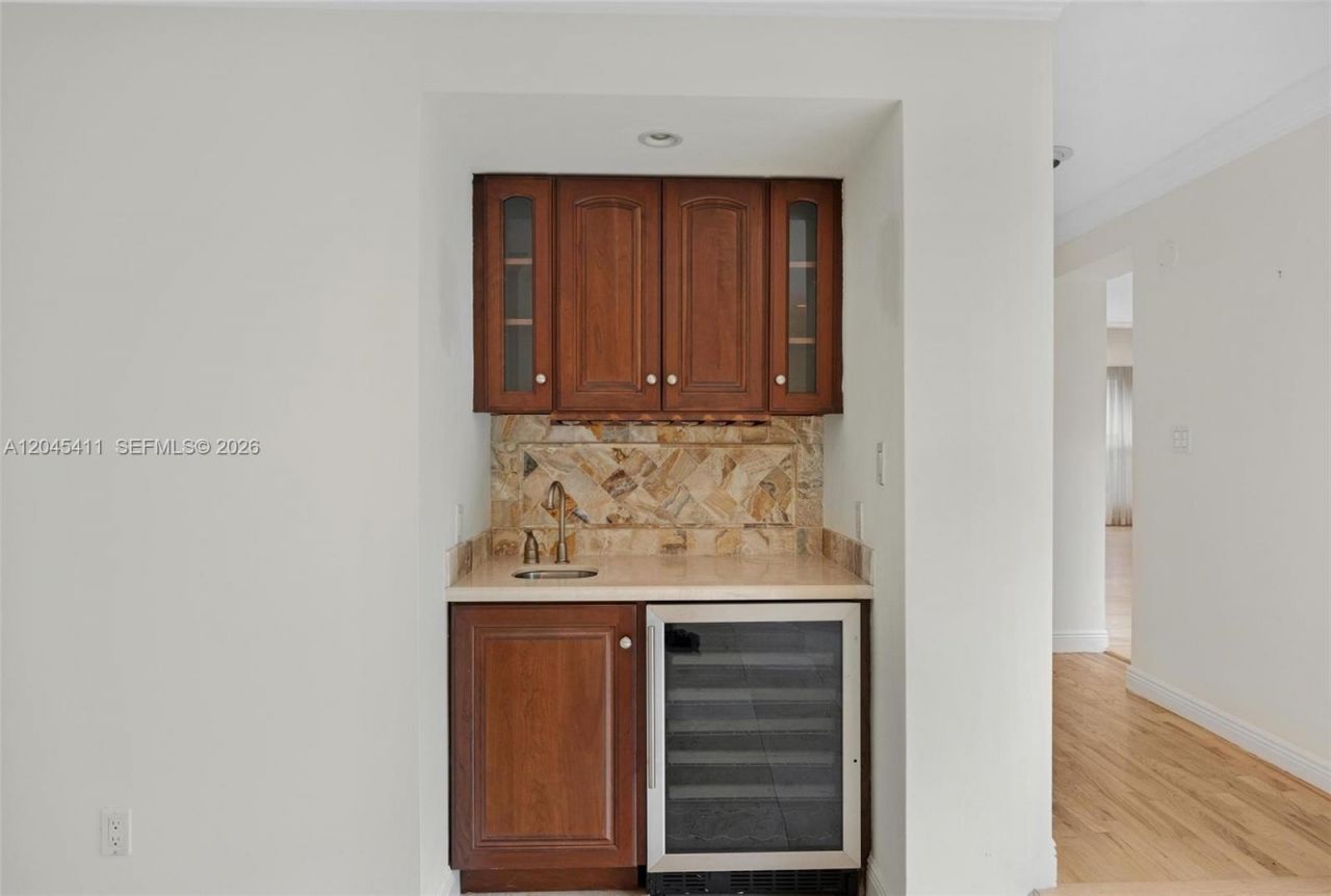 1246 Algardi Ave, Coral Gables, FL 33146 Photo