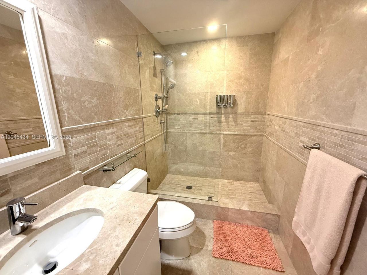 801 Brickell Key Blvd, Unit 2204, Miami, FL 33131 Photo