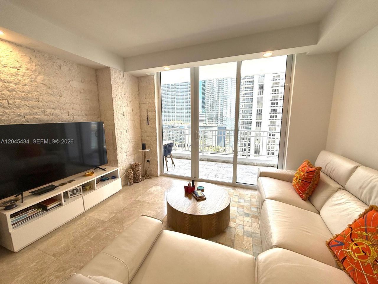 801 Brickell Key Blvd, Unit 2204, Miami, FL 33131 Photo