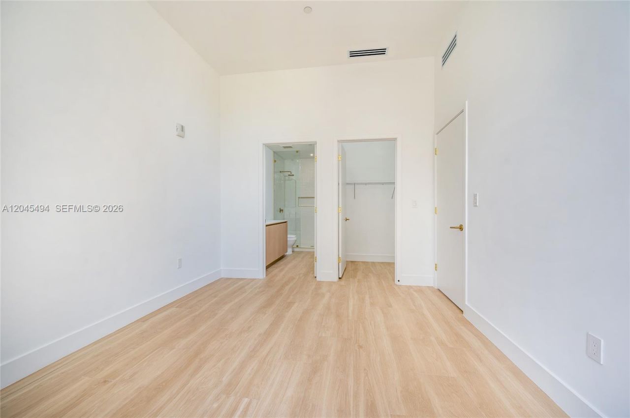 90 NE 32 Street, Unit PH1106, Miami, FL 33137 Photo