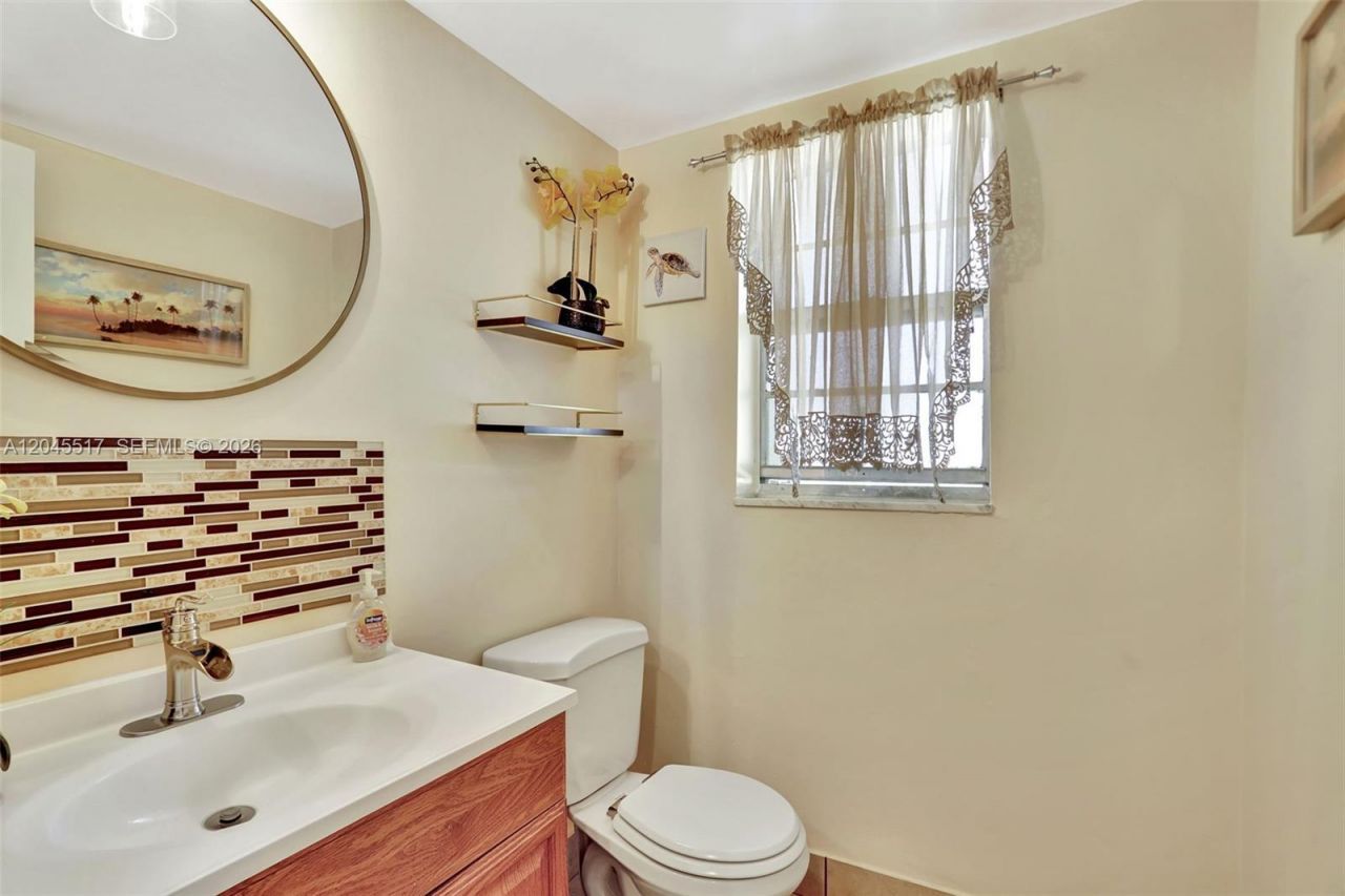 470 N Laurel Dr, Unit 1A, Margate, FL 33063 Photo