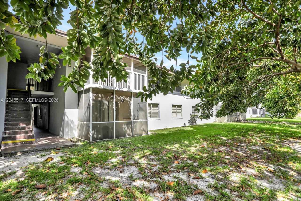 470 N Laurel Dr, Unit 1A, Margate, FL 33063 Photo