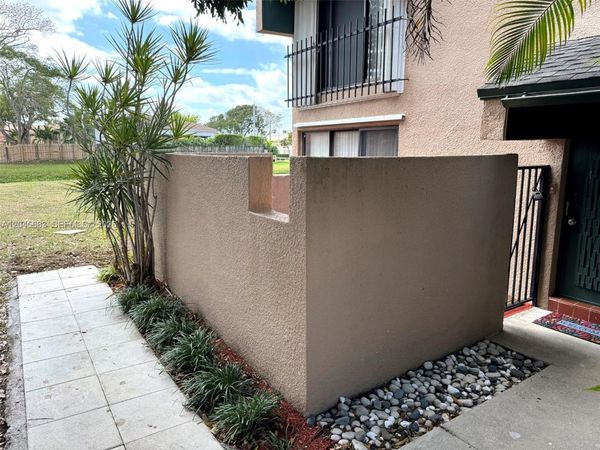 9112 SW 159th Ter , Unit A, Palmetto Bay, FL 33157