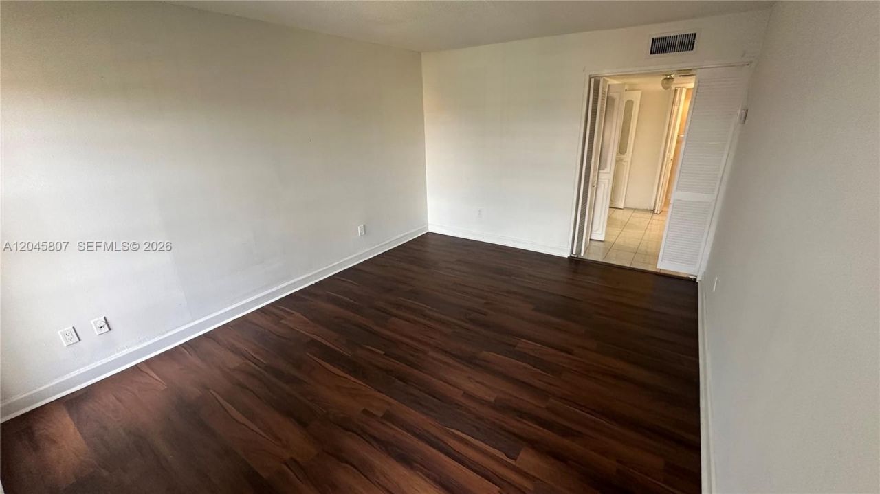 4848 NW 24th Ct , Unit 416, Lauderdale Lakes, FL 33313 Photo
